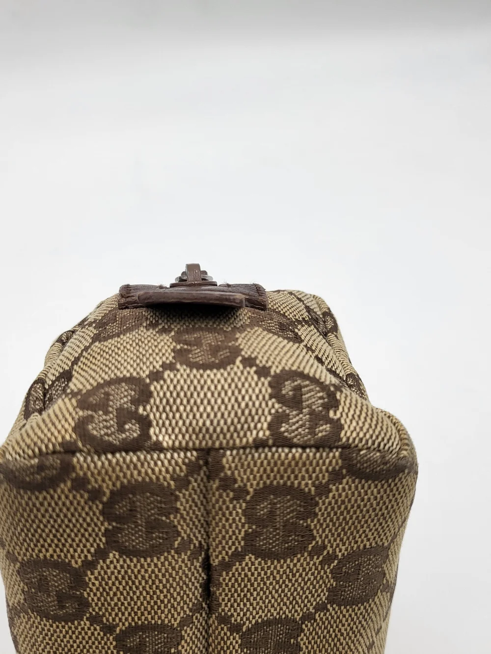 GUCCI Monogram Small Balthus Cosmetic Case Beige Ebony Cocoa..Authentic..